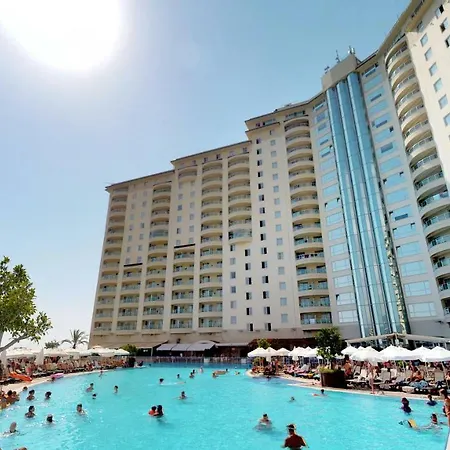 Вілла Gold Private 3+1 With Free Aquapark *